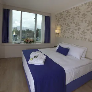 Otel Walk In